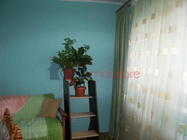 Apartament 4 camere de vanzare in Cluj-napoca, cartier Manastur